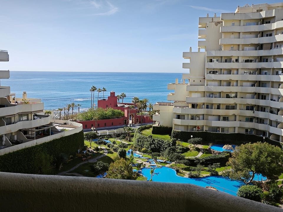 Property building, Sea view