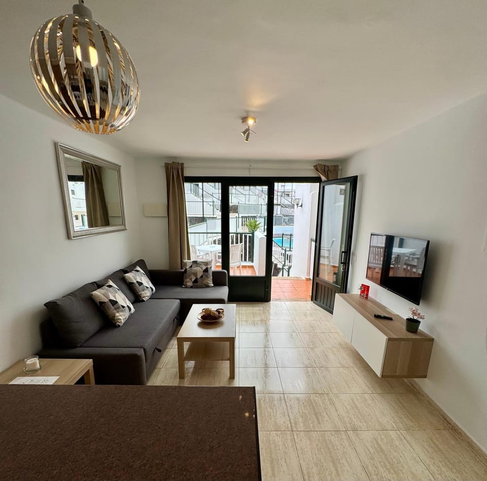 Communal lounge/ TV room, TV and multimedia