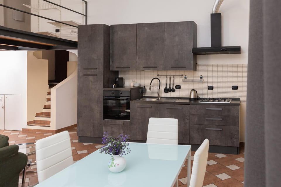 Kitchen or kitchenette, Dining area, pet friendly, stove