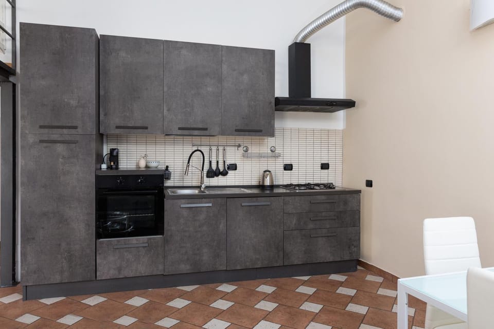 Coffee/tea facilities, Kitchen or kitchenette, pet friendly, stove