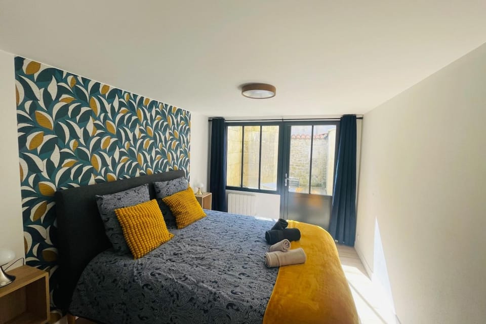 Bel appartement avec cour privée Apartment in Nouvelle-Aquitaine