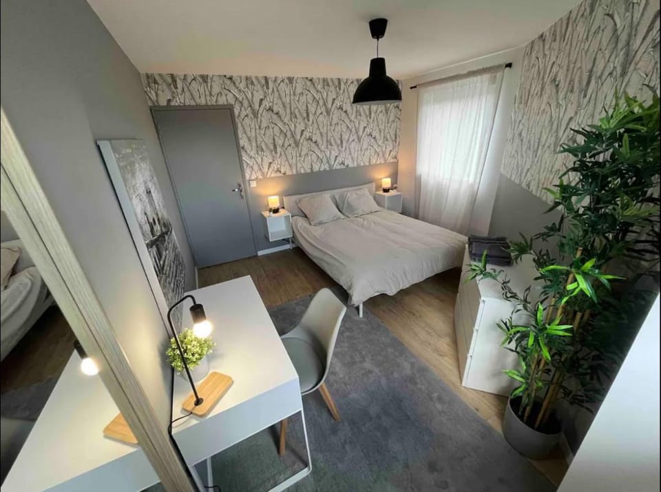 A1 neuf 2023 - ORLY - PARIS EXPO - 5 chambres - 16 couchages Apartment in Île-de-France