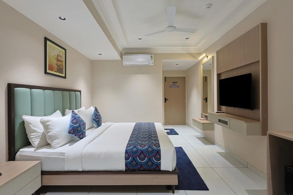 Hotel Ramida Suites IGI Delhi Airport Bed and Breakfast in New Delhi