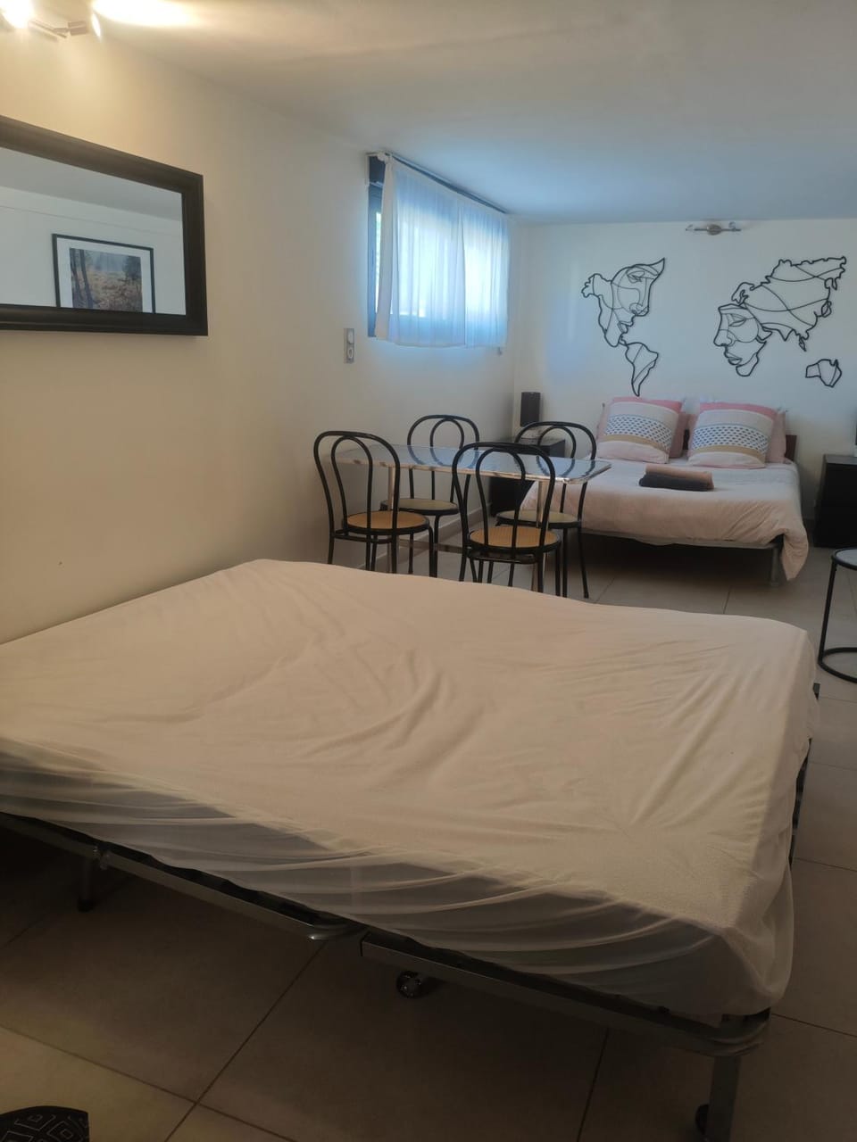 L'Escapade Enchantée Paris-Disneyland Bed and Breakfast in Noisy-le-Grand