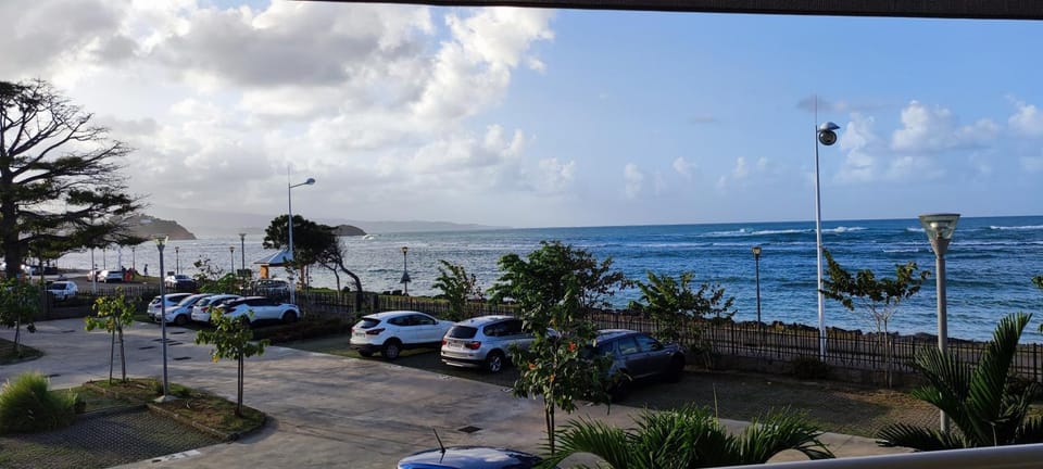 Sea view, Parking