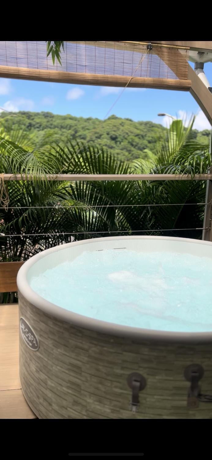 Natural landscape, Hot Tub