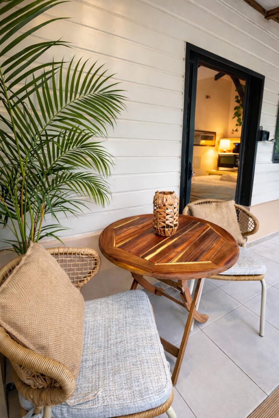 Patio, Dining area