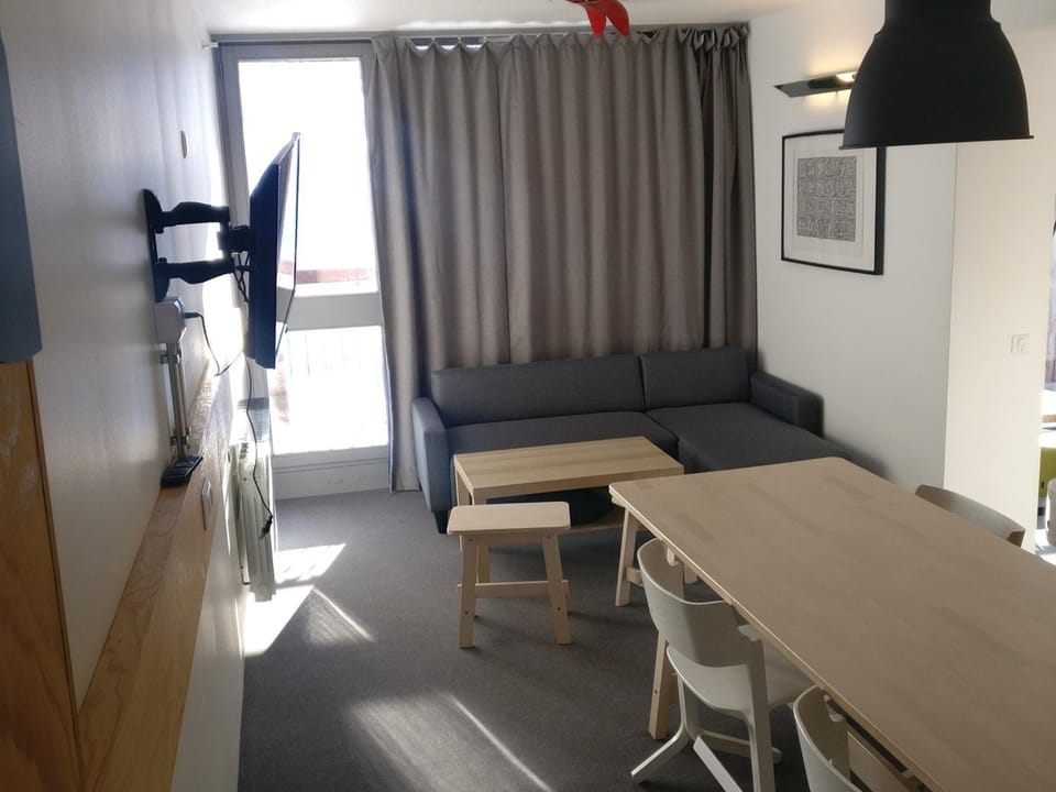 Appartement rénové proche station avec balcon, 6/7 pers, WIFI gratuit - FR-1-346-551 Apartment in Bourg-Saint-Maurice