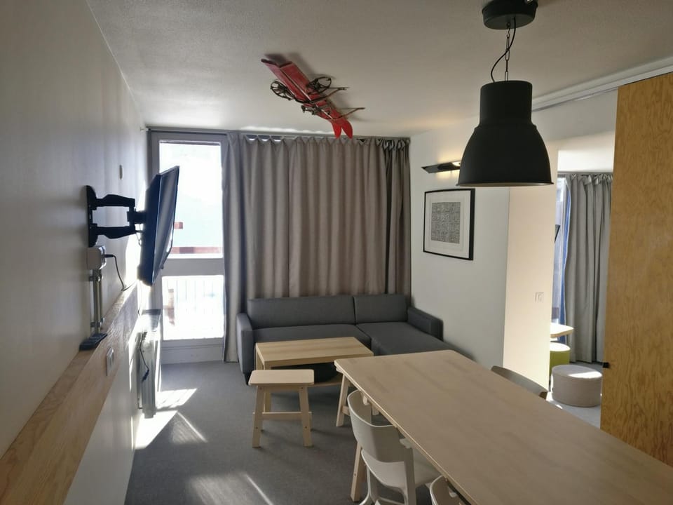 Appartement rénové proche station avec balcon, 6/7 pers, WIFI gratuit - FR-1-346-551 Apartment in Bourg-Saint-Maurice