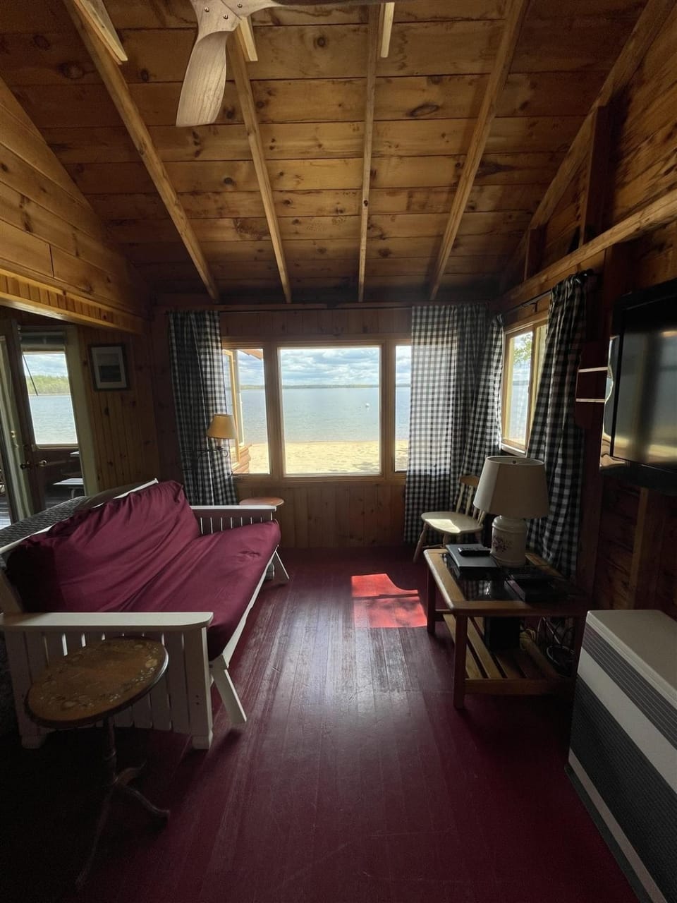 LIMBERLOST LIMIT 6 cottage Villa in Sebago Lake