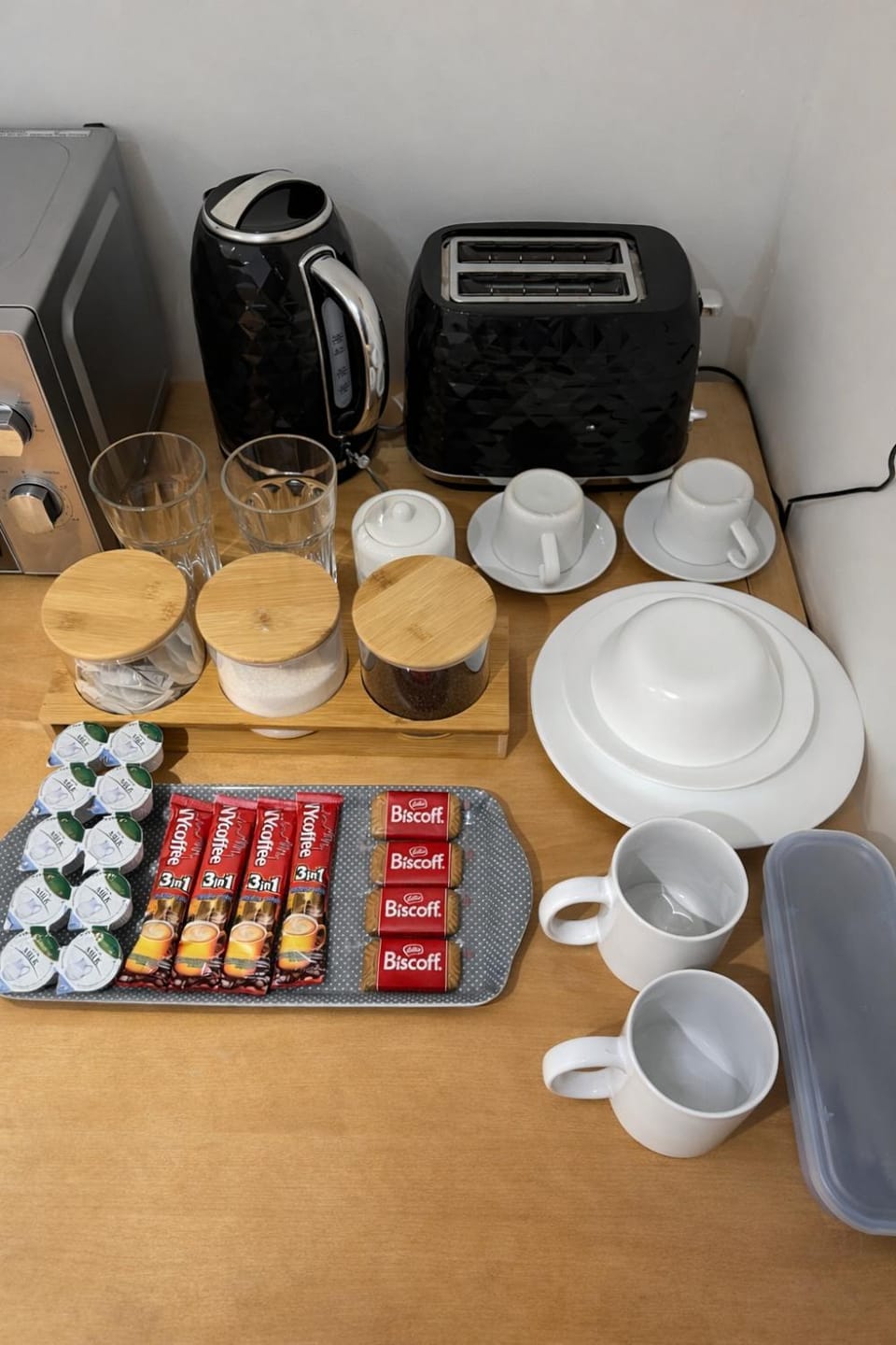 Modern Guest house with private entrance Bed and Breakfast in Manchester