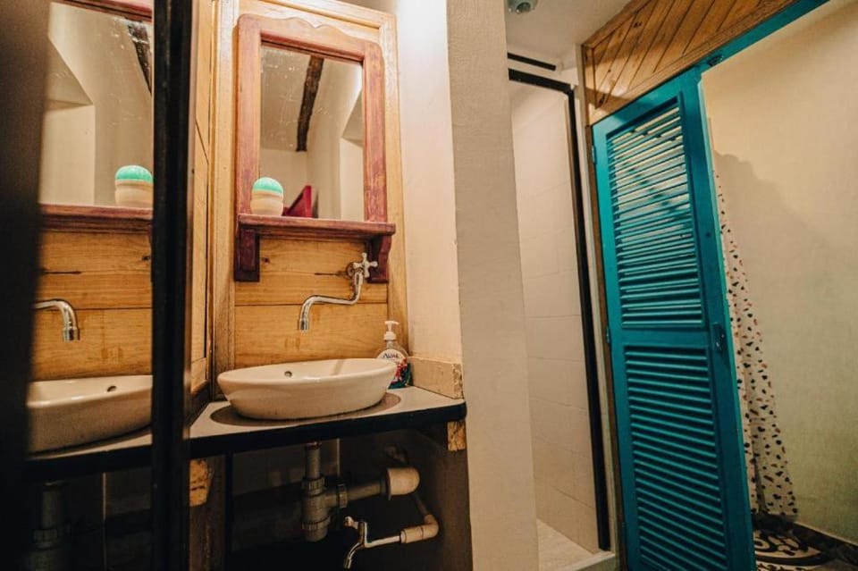 Ancestral Hostel, Tranquilo, ideal para trabajar y descansar Hostel in Bogota