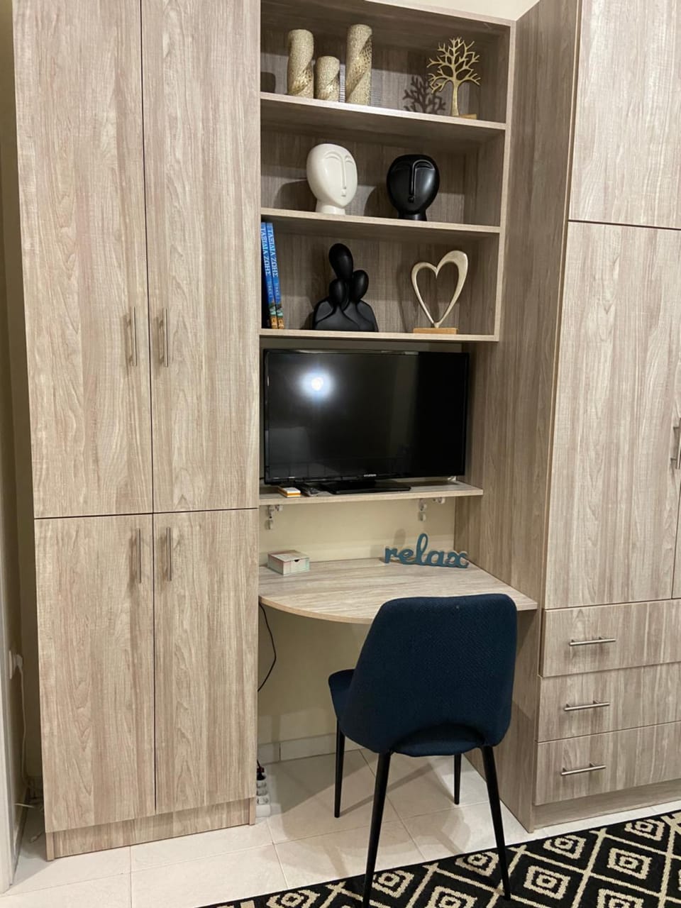 TV and multimedia, wardrobe