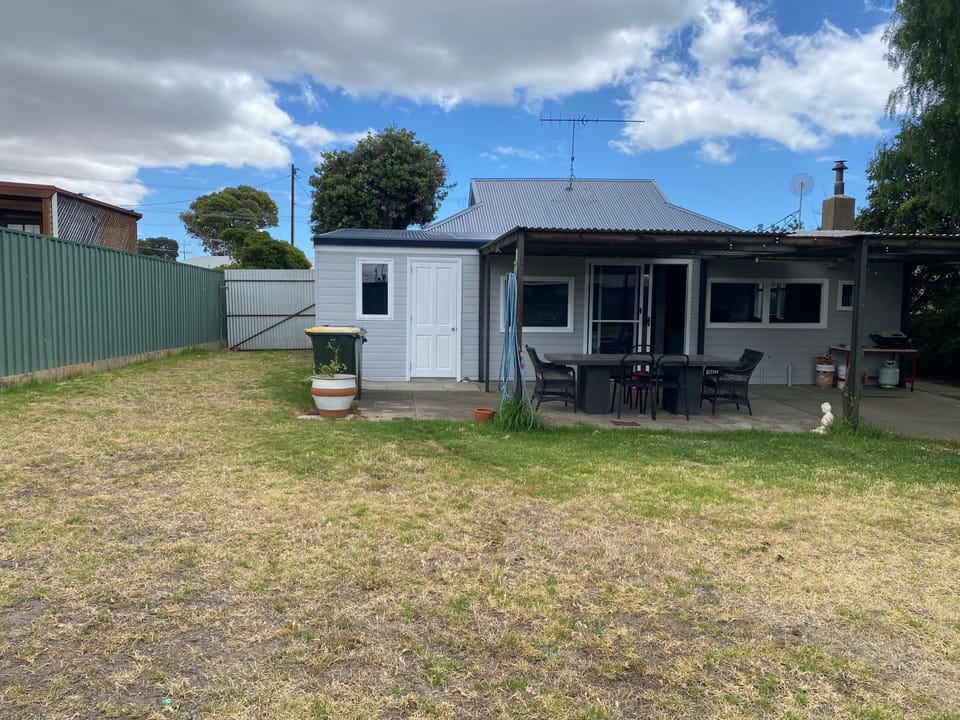 Little Kobada House in Kingscote