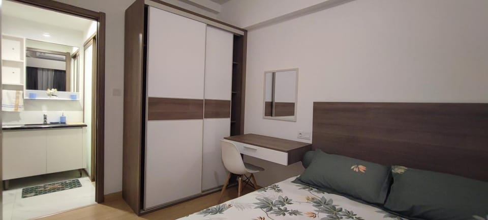 Bed, Photo of the whole room, Bedroom, wardrobe