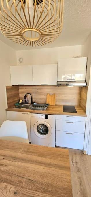 T3 Duplex Thonon Centre - Parking - Gare - Thermes Apartment in Thonon-les-Bains