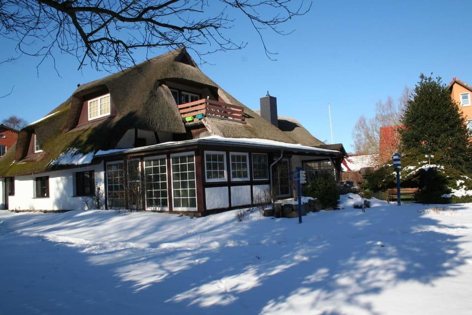 Property building, Winter