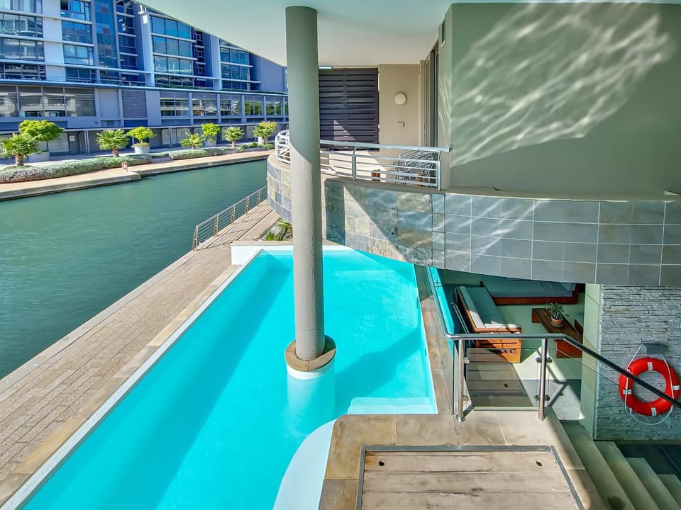 Balcony/Terrace, Pool view, Swimming pool