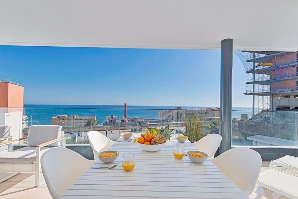 Apartment with big pool and close to beach! Apartment in Fuengirola