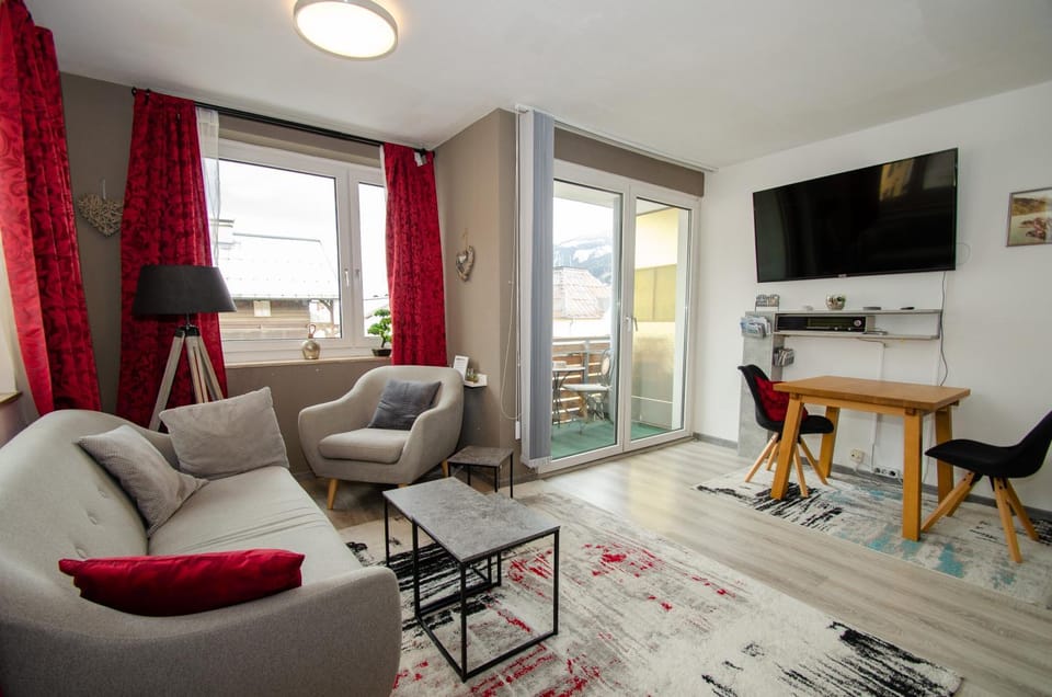 TV and multimedia, Living room, Seating area