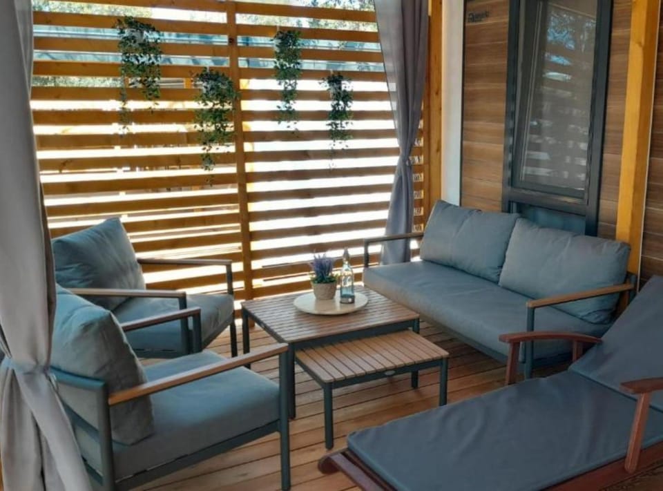 Lounge or bar