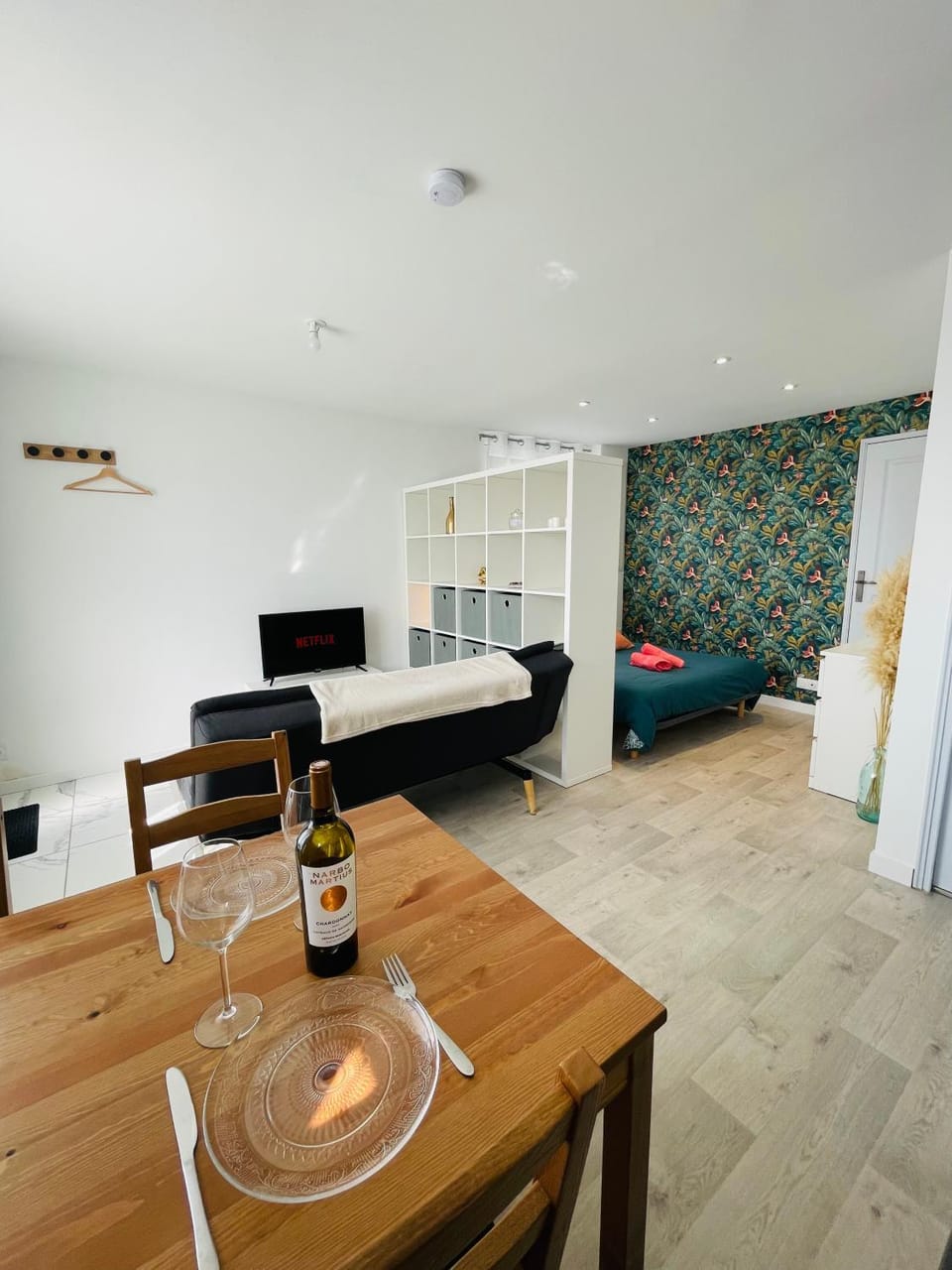 Photo of the whole room