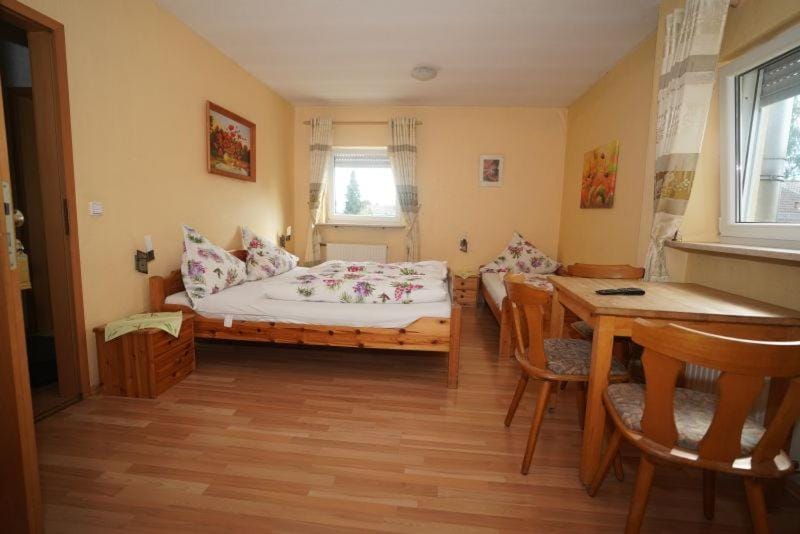 Pension Döppert Bed and Breakfast in Nuremberg