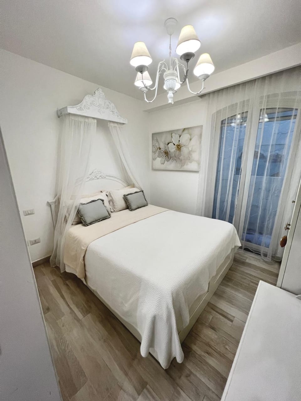 TV and multimedia, Bedroom, wardrobe