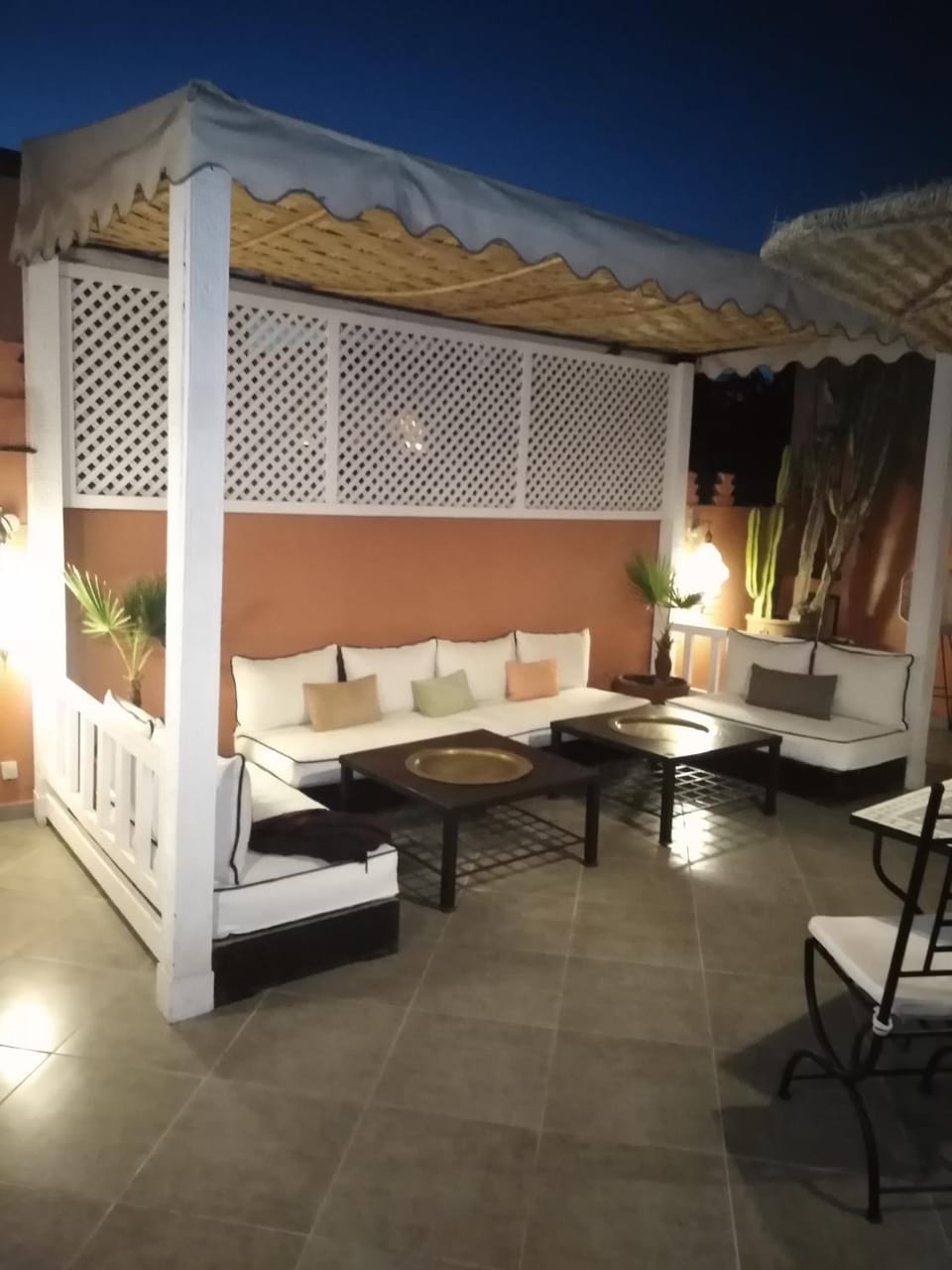Patio, Balcony/Terrace, Living room, Internal: Not applicable to any particular room