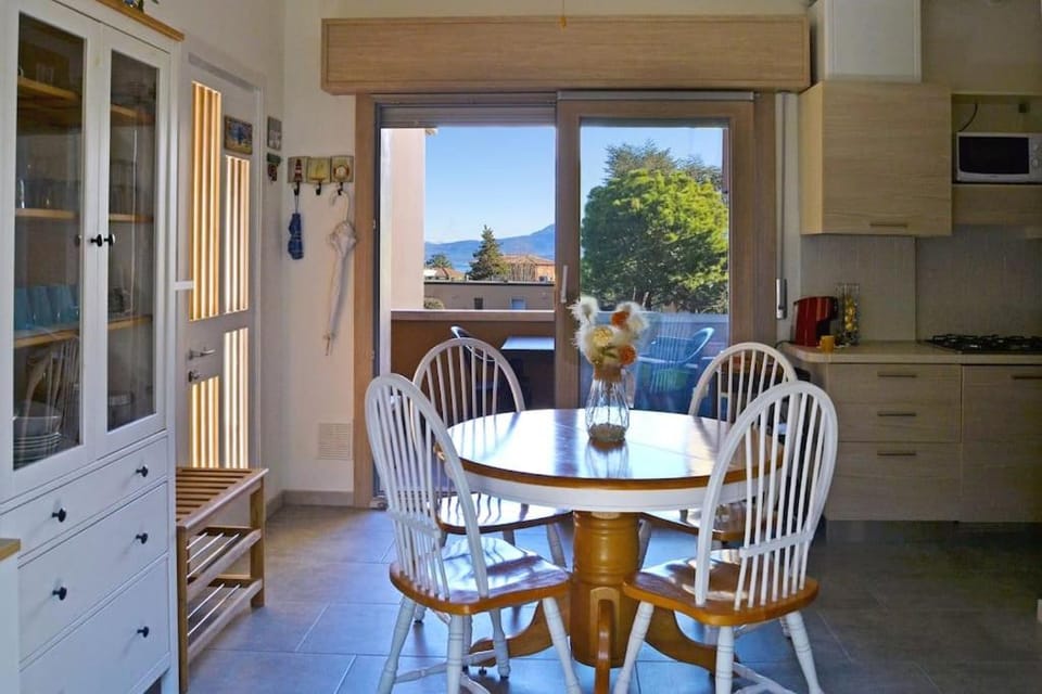 Blue Duck Garda Lake Apartment in Peschiera del Garda