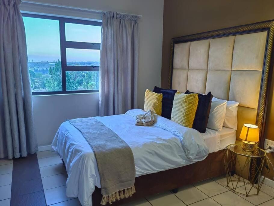 Tranquility facing Steyn City Apartment in Sandton