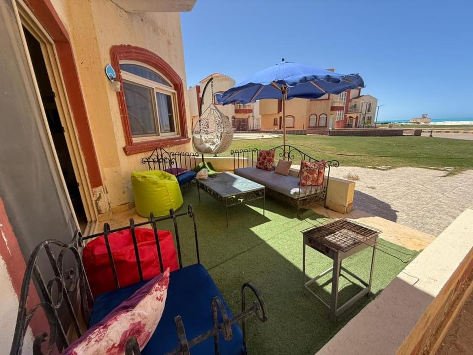 فيلا اول صف بحر مكيفه الساحل Villa in Egypt
