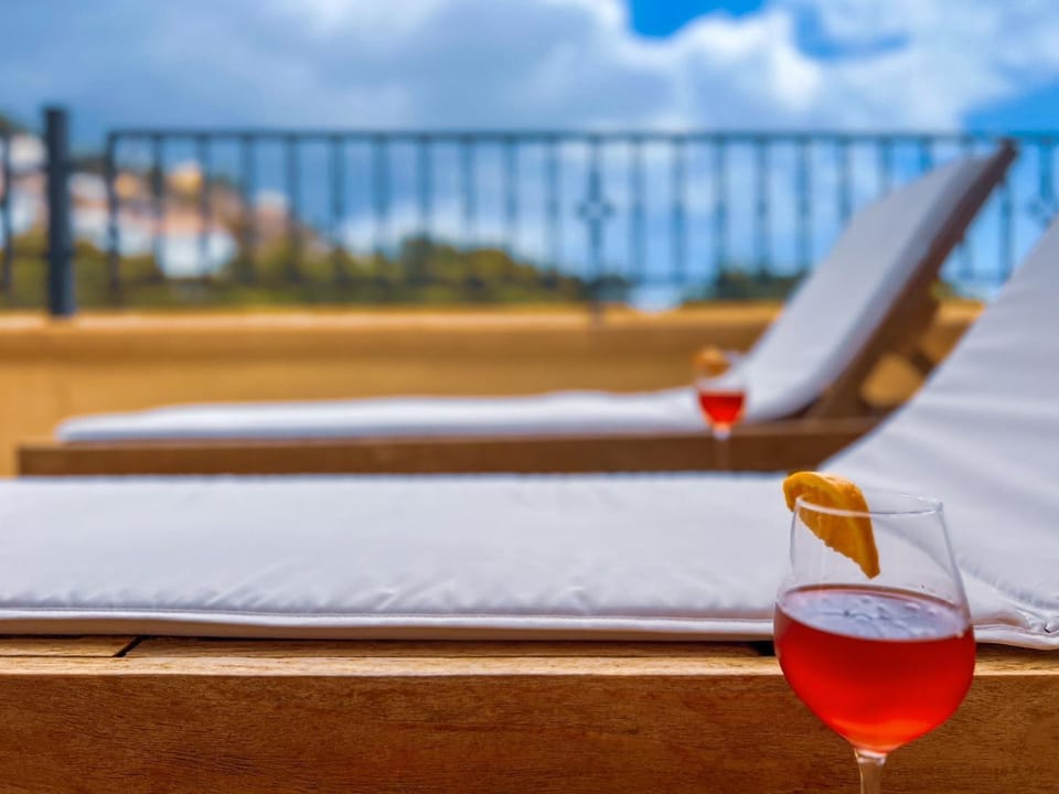 Day, View (from property/room), Balcony/Terrace, Drinks, sunbed