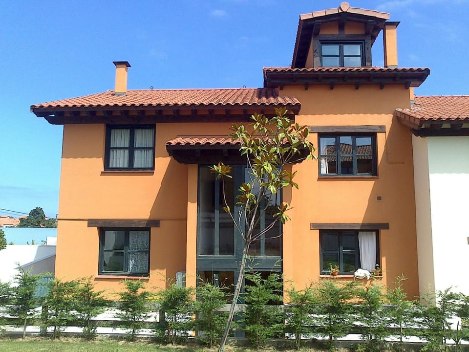 Property building, Garden view