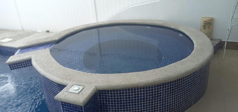 Casa de playa Herradura con piscina y jacuzzi House in Herradura