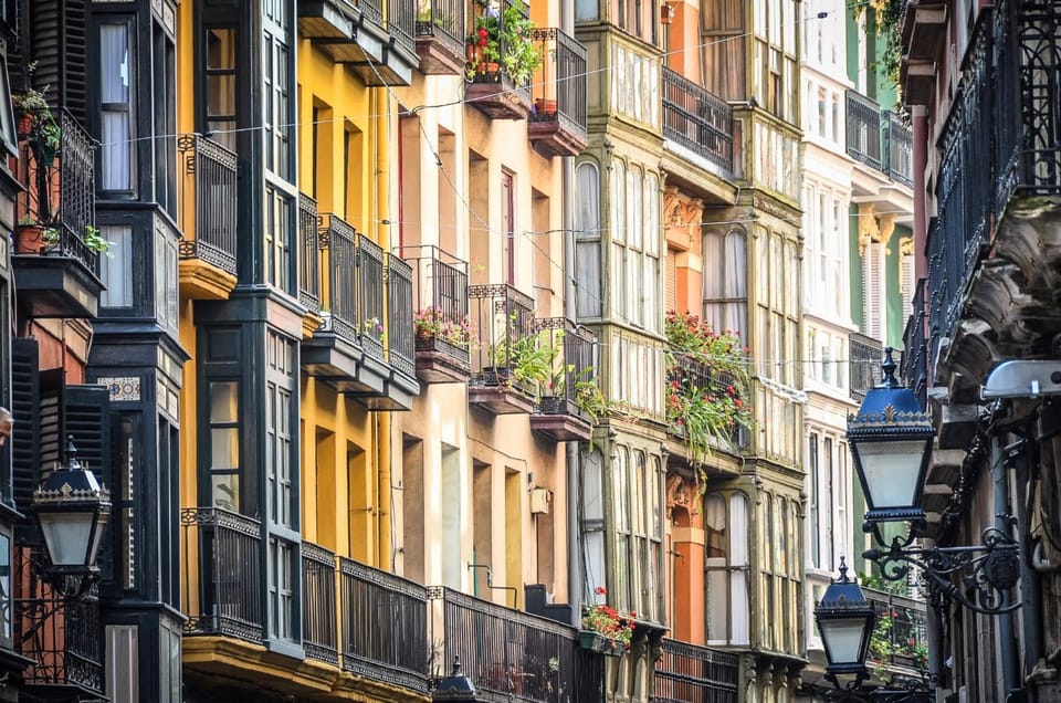 Siete Calles / Bilbao ART Apartment in Bilbao