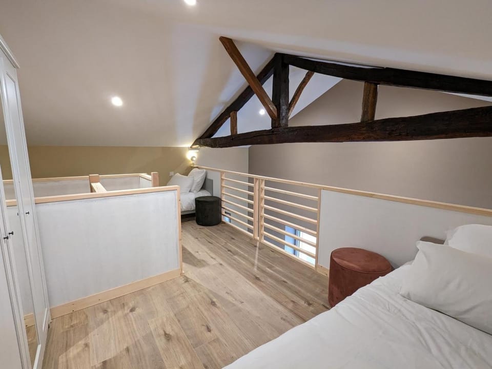 Charmante maison à Angoulême, cour privée, proche parc et bus, accueil bébé, Wifi, animaux acceptés - FR-1-653-230 House in Angoulême