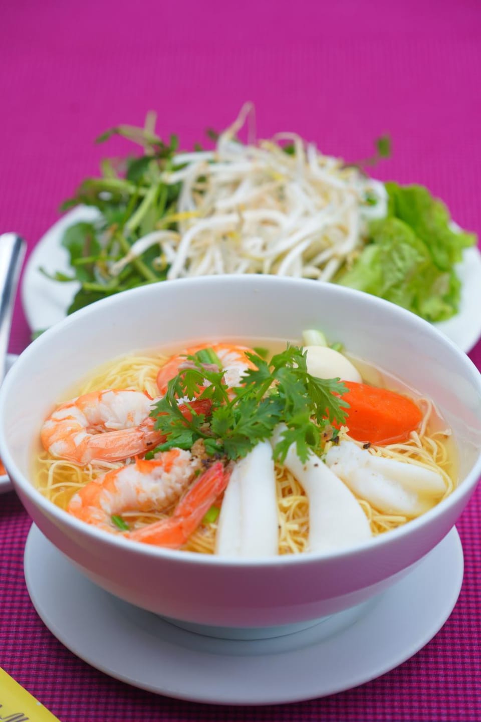 Restaurant/places to eat, Food and drinks