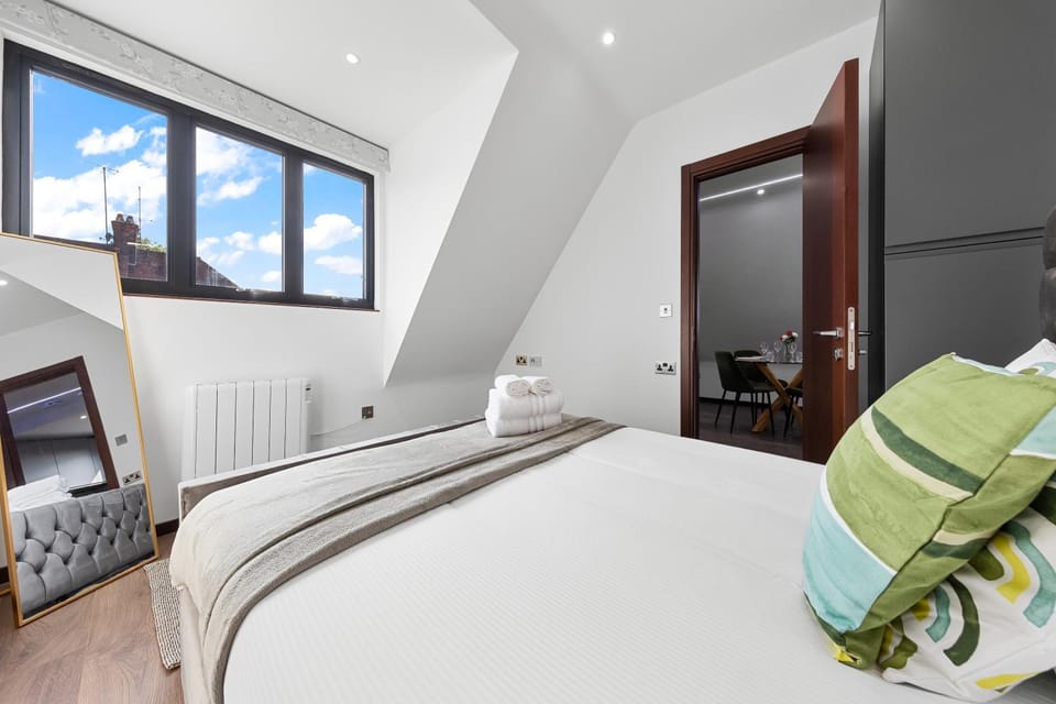 Stylish Studio Apt By Stay Smart Short Lets & Serviced Accommodation Golders Green With Free WiFi Apartment in London Borough of Camden
