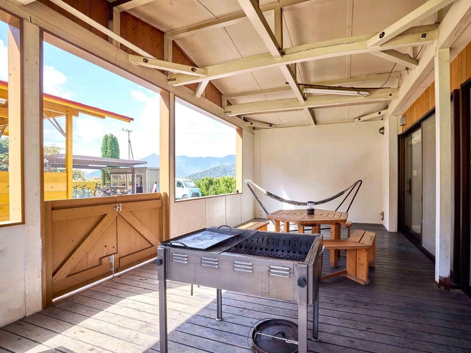 BBQ facilities, BBQ facilities, Balcony/Terrace, Photo of the whole room