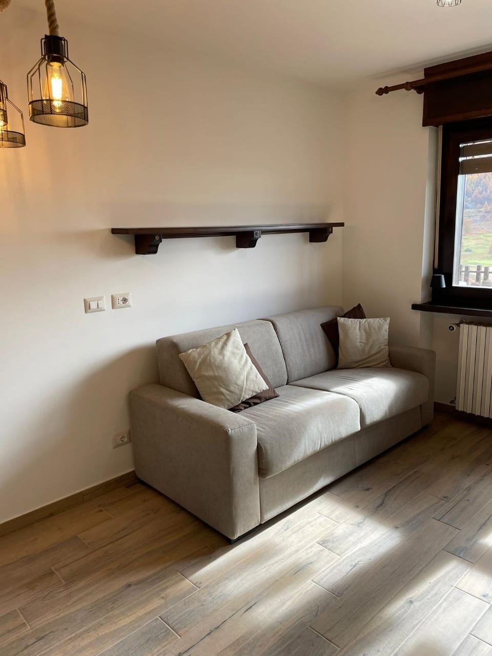 Bilocale con terrazzo e vista spettacolare sui monti Apartment in Sestriere