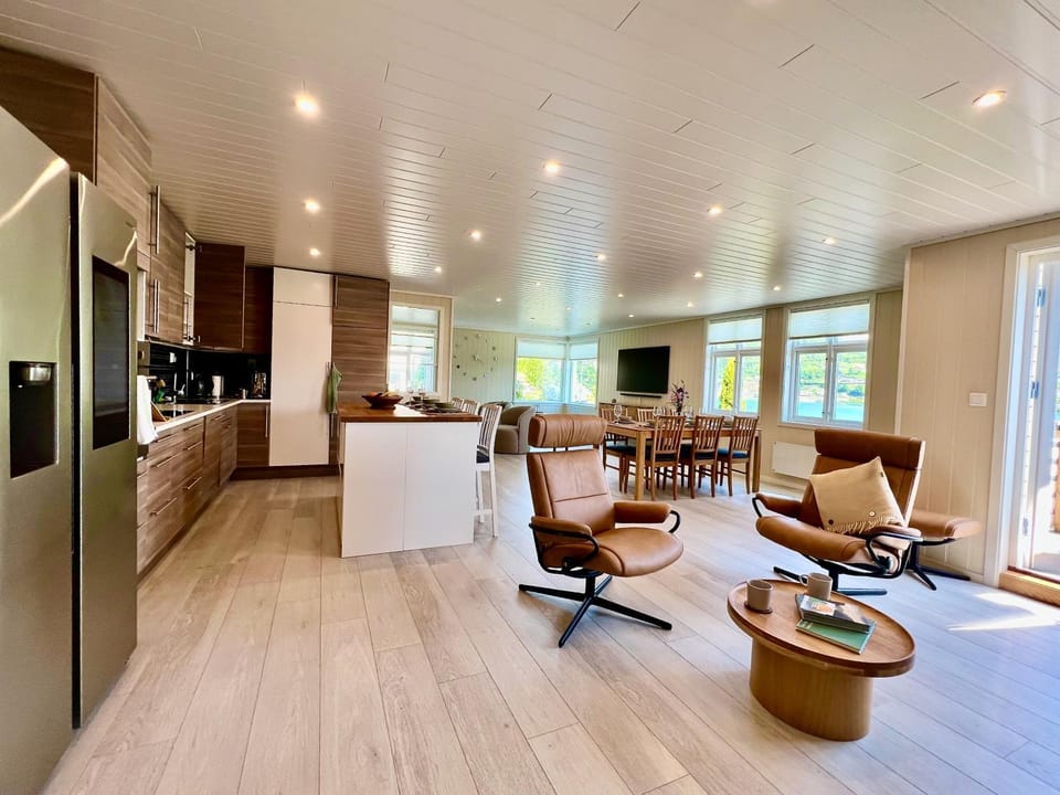Living room, Dining area, flat iron, kitchen