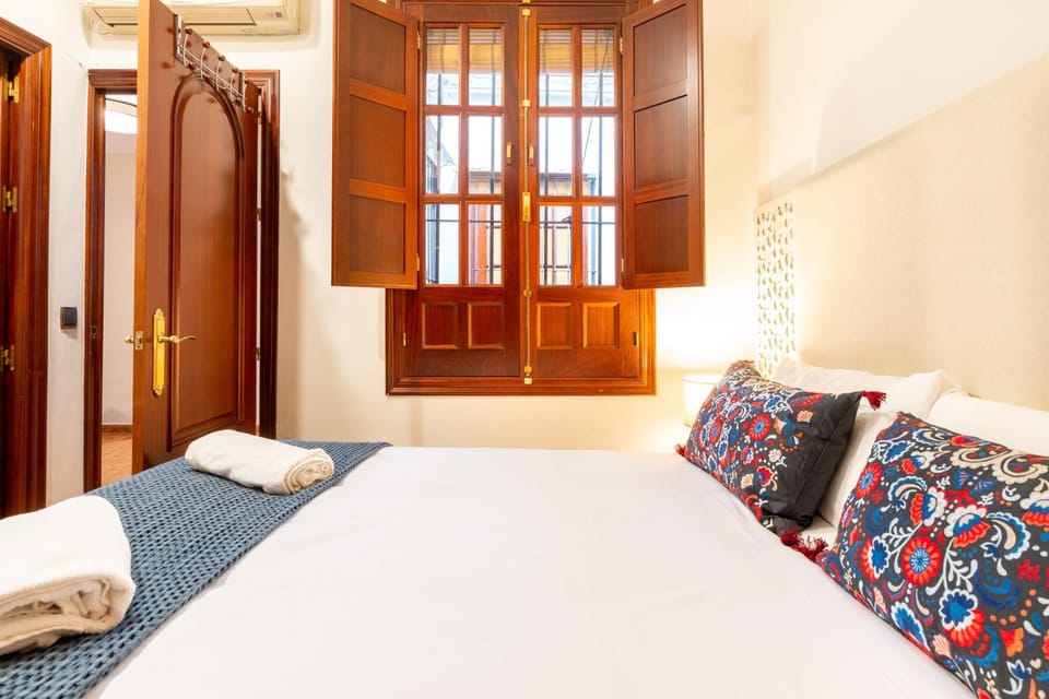 AoA Green Gardens Family House Apartment in Seville
