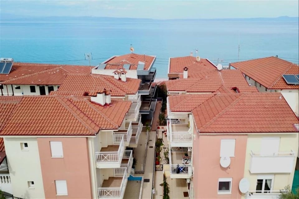Neighbourhood, Sea view