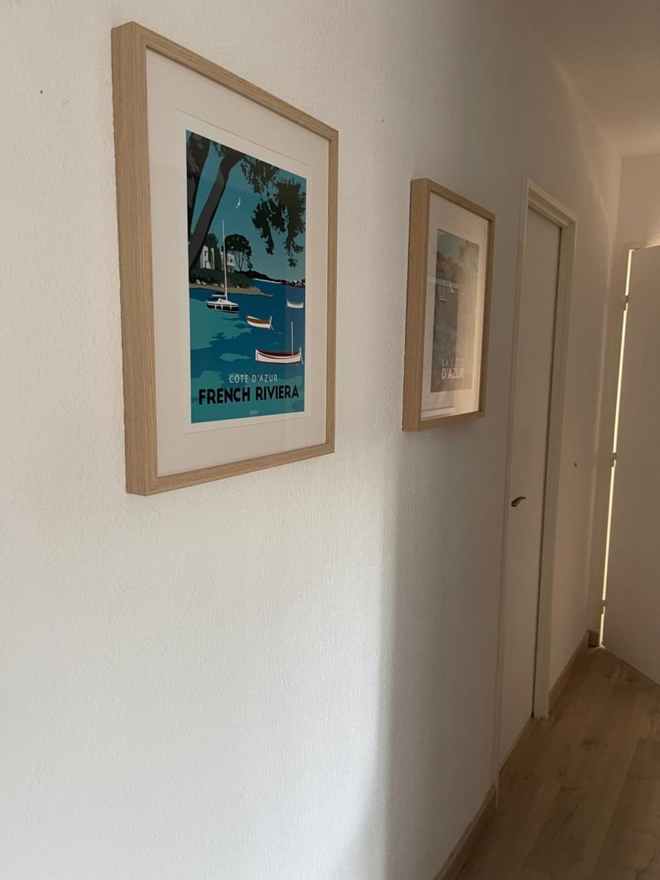 Decorative detail, internet, pet friendly