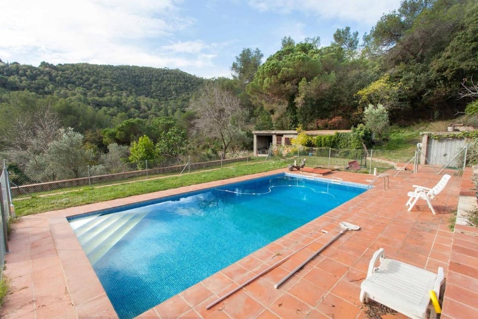 MASIA CAN SUNYER AGROTURISMO Farm Stay in Maresme
