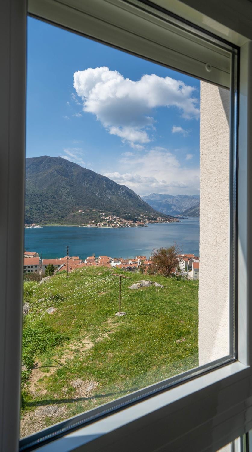 Natural landscape, Mountain view, Sea view