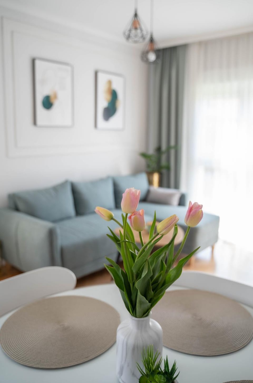 Living room, Dining area