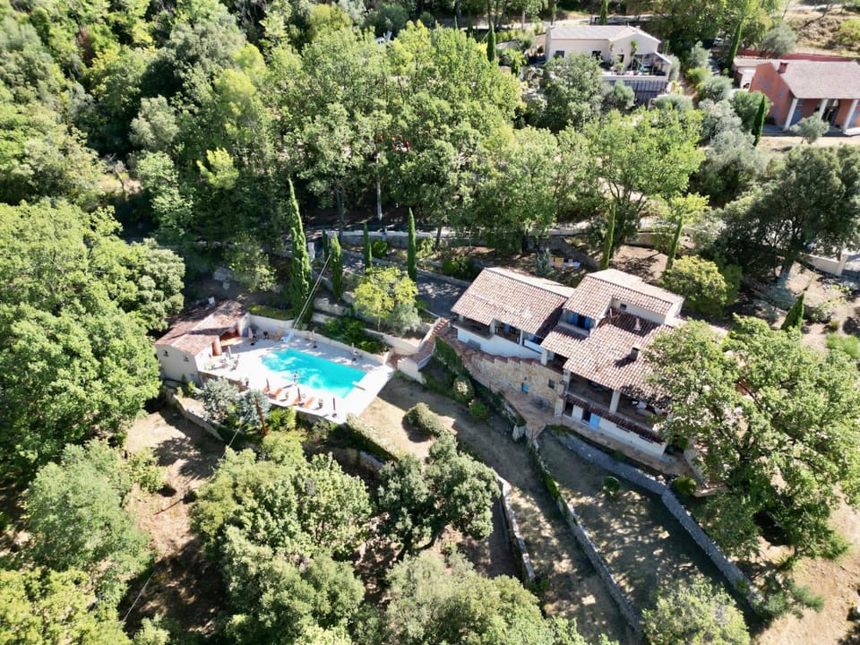 Property building, Day, Natural landscape, Bird's eye view, Swimming pool
