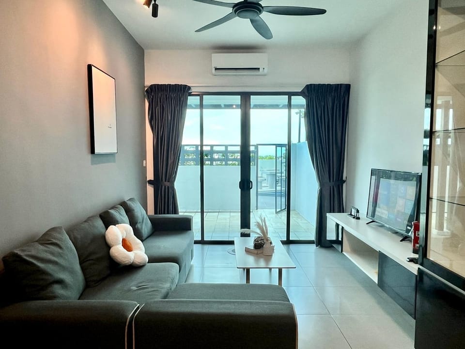 JOVIAL Modern Cozy Homestay `Meritus Perai Apartment in Penang